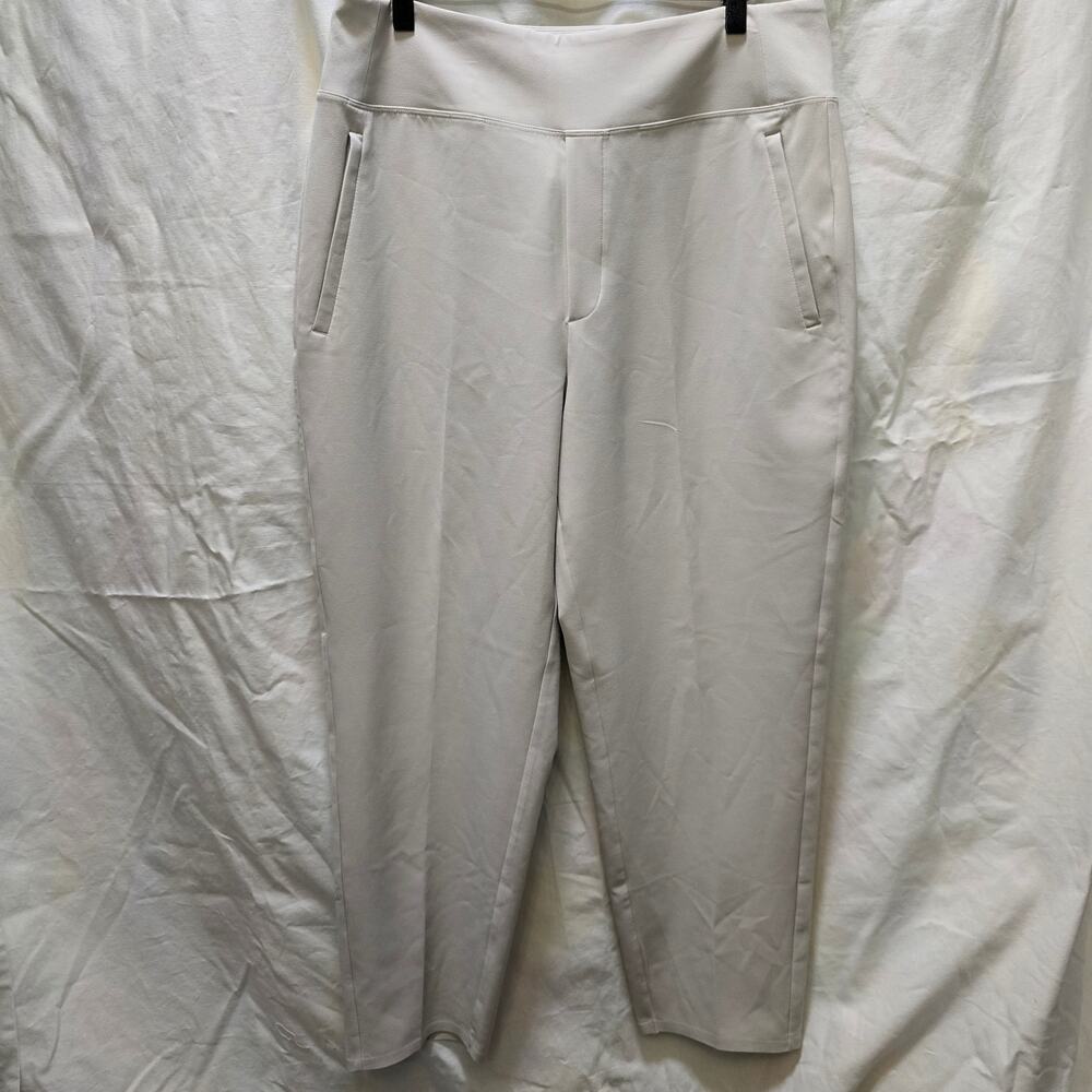 Athleta Slim Pants in khaki beige work slacks size 12 stretchy waist zip pockets